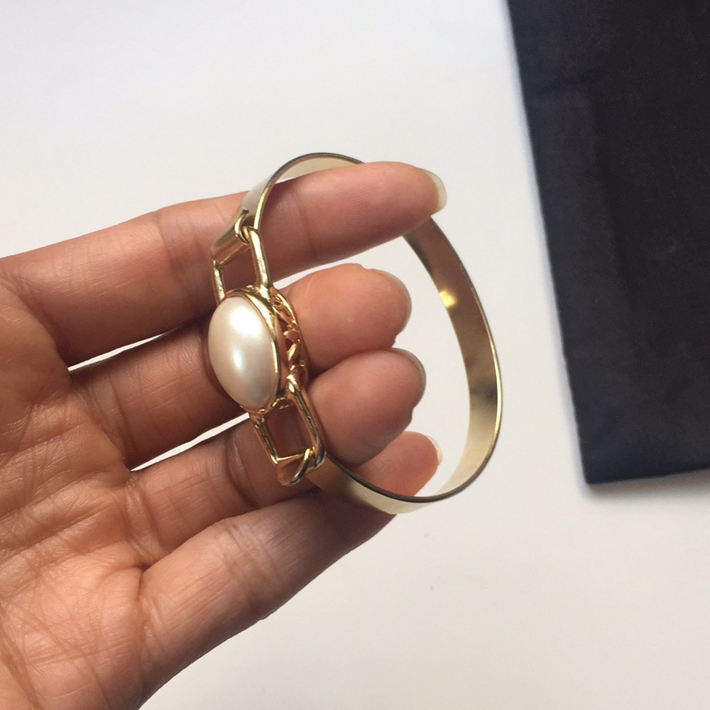 Gold and pearl bracelets 💕🌺💕🌺 - Picture 5 of 5